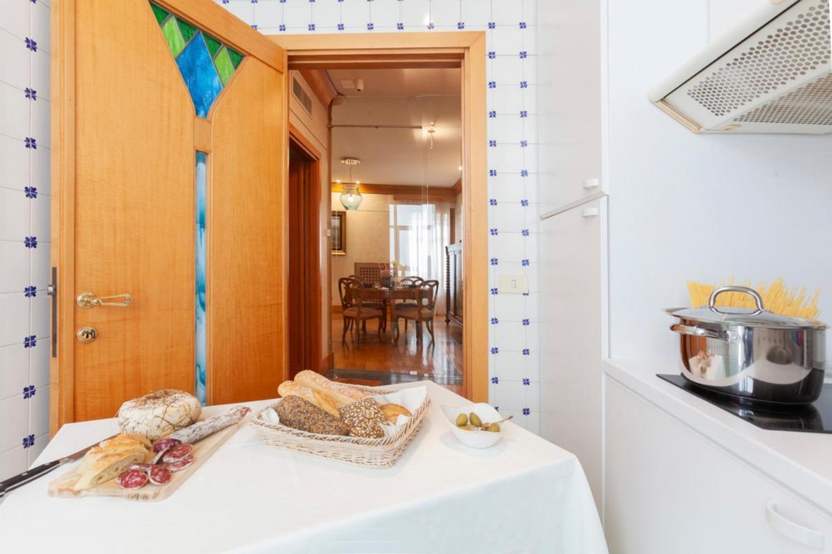 Harry's Bar Trevi Luxury - Sardegna Rom